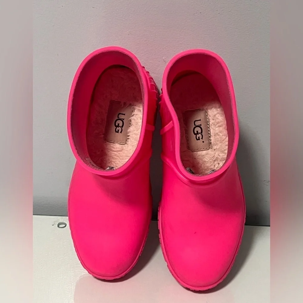 UGG Kids Neon Pink Rain Boots